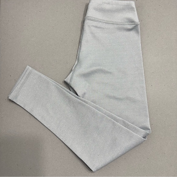 Zella Girl Other - 📚✏️ Zella Girls Silver Shimmer Leggings M